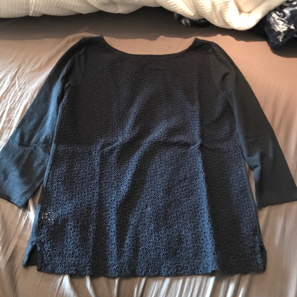 Navy blue loft top